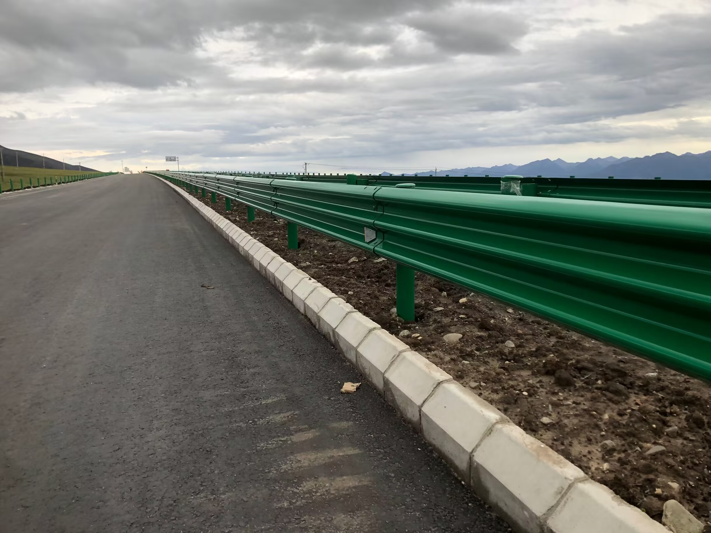 萧山区乡村公路波形护栏波形护栏板 - 推荐